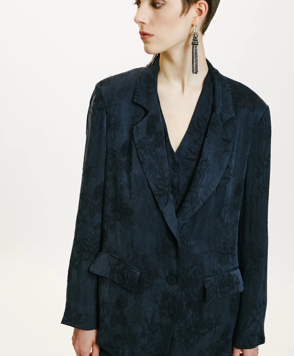 Momoni GIACCA NAGOYA IN LYONCEL VISCOSA JACQUARD- Indaco Hot